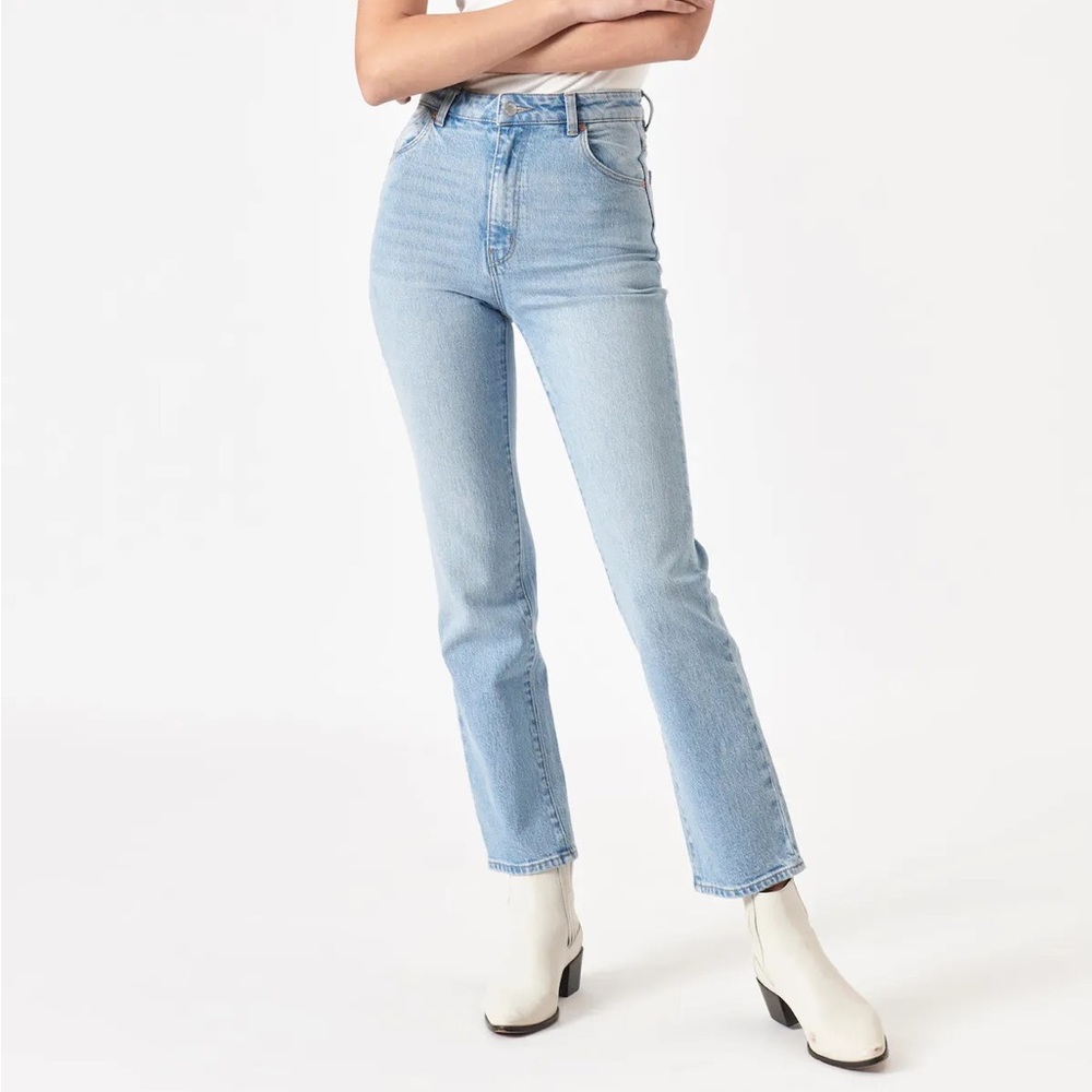ROLLAS Original High Rise Straight Jean Light Wash